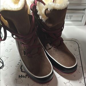 Women's Brown Winter Boots